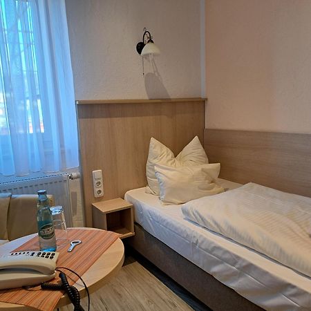 Rathausstuben Hotel Wackersdorf Eksteriør billede