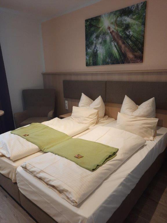 Rathausstuben Hotel Wackersdorf Eksteriør billede