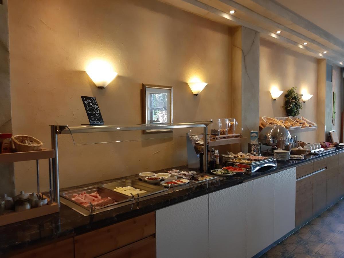 Rathausstuben Hotel Wackersdorf Eksteriør billede