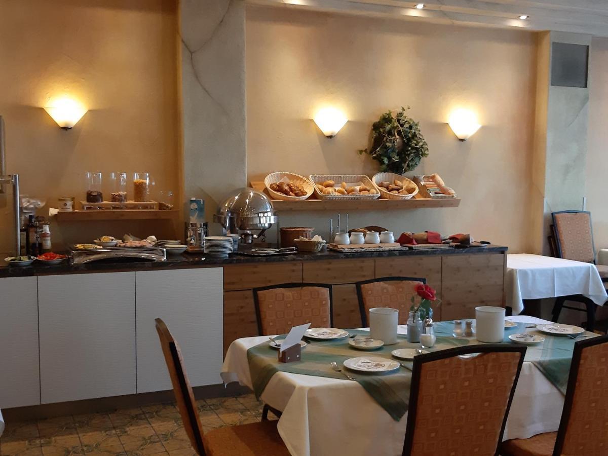 Rathausstuben Hotel Wackersdorf Eksteriør billede